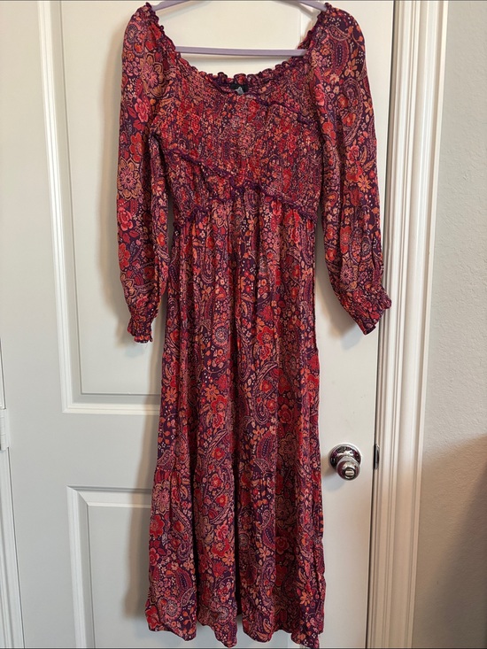Angie Dresses & Skirts - Angie Bohemian Long Sleeve Floral Maxi Dress in Red-Purple size L